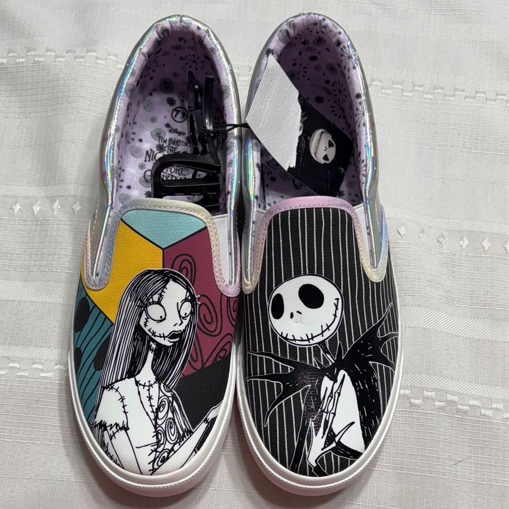 New Disney Nightmare Before Christmas Women's 7.5 Low Top Slip-On Sneaker Shoes